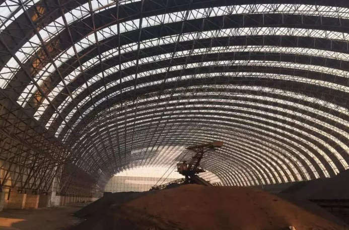 西藏概述原料场封闭技术的特点和类型